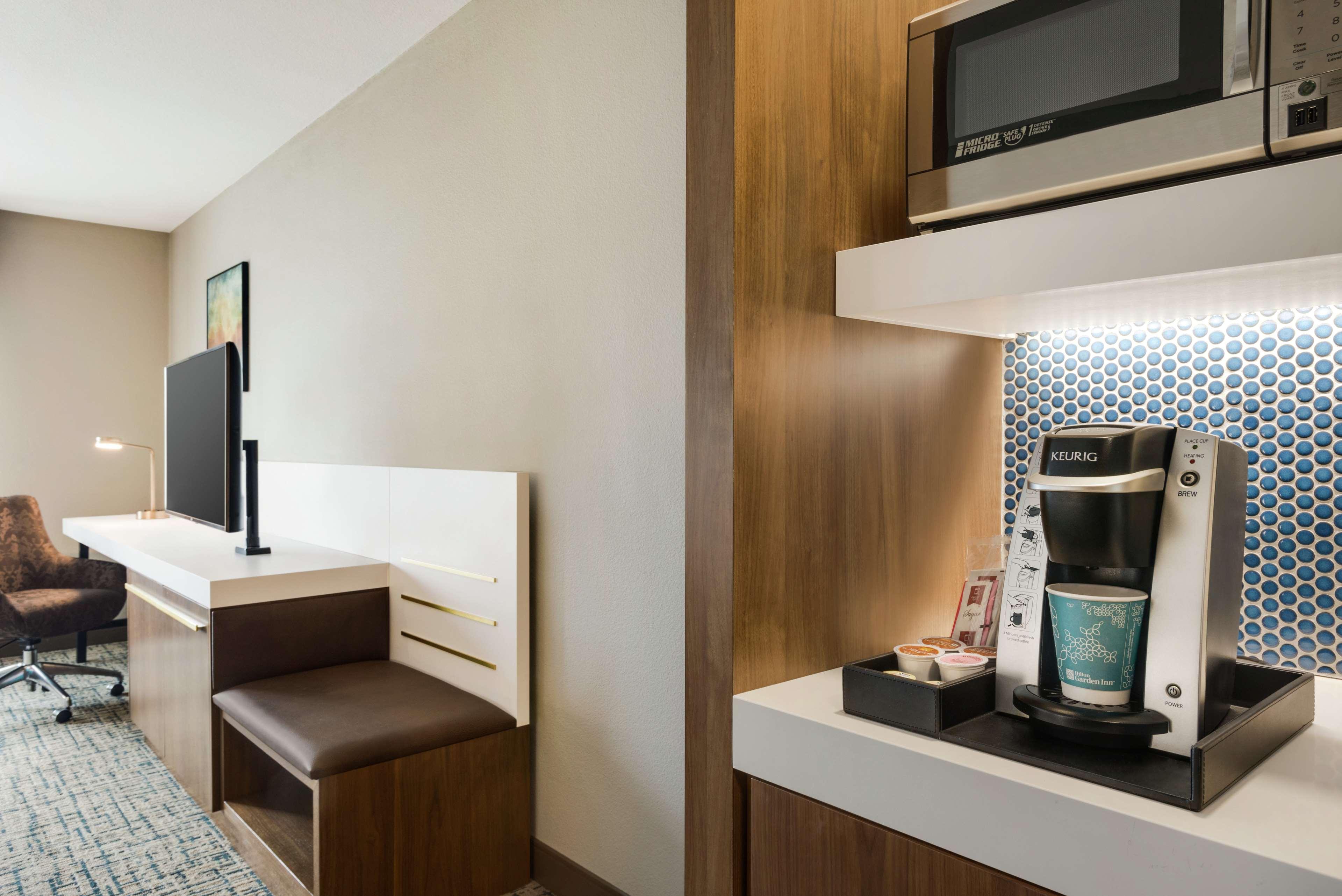 Hilton Garden Inn Dubuque Downtown מראה חיצוני תמונה