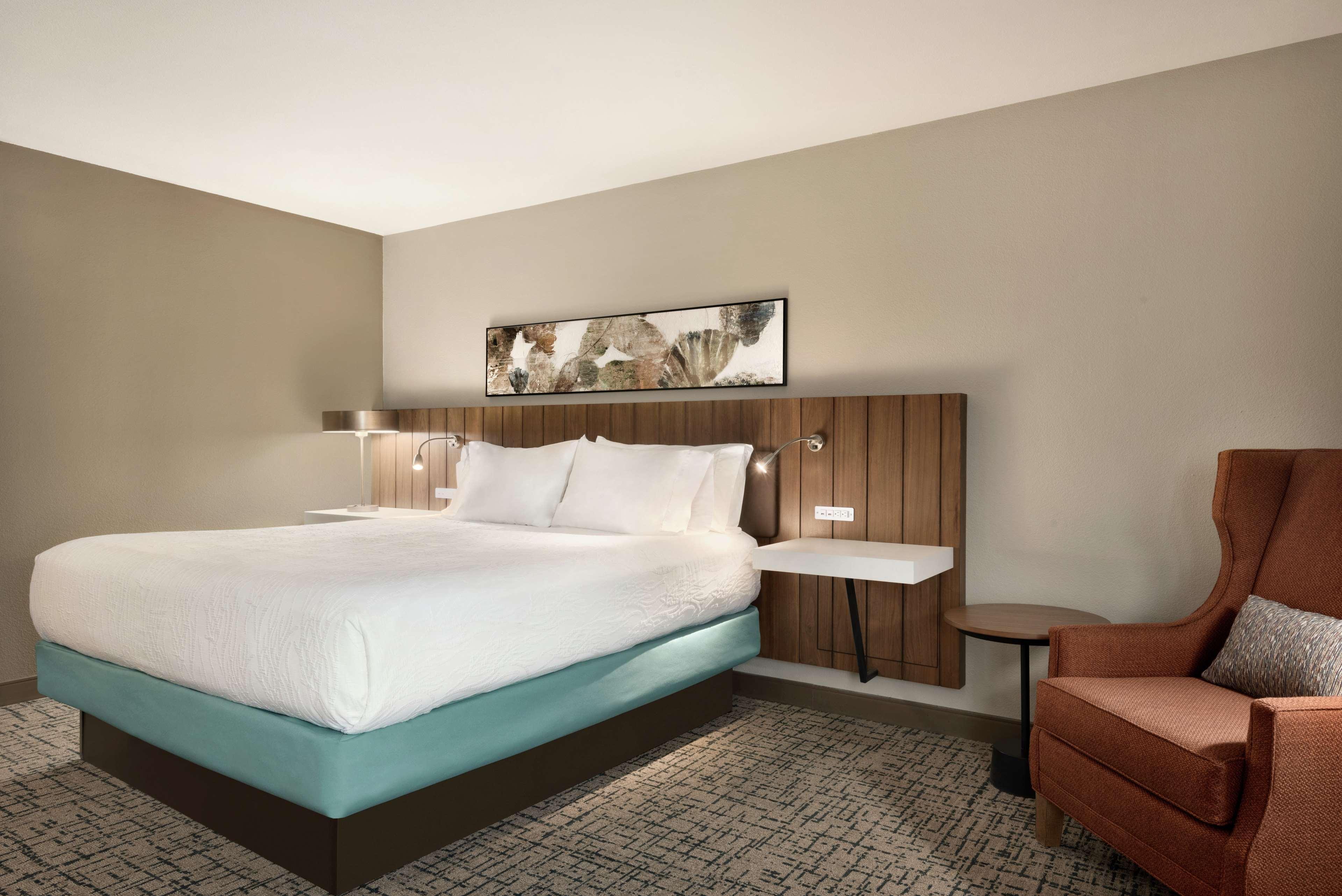 Hilton Garden Inn Dubuque Downtown מראה חיצוני תמונה