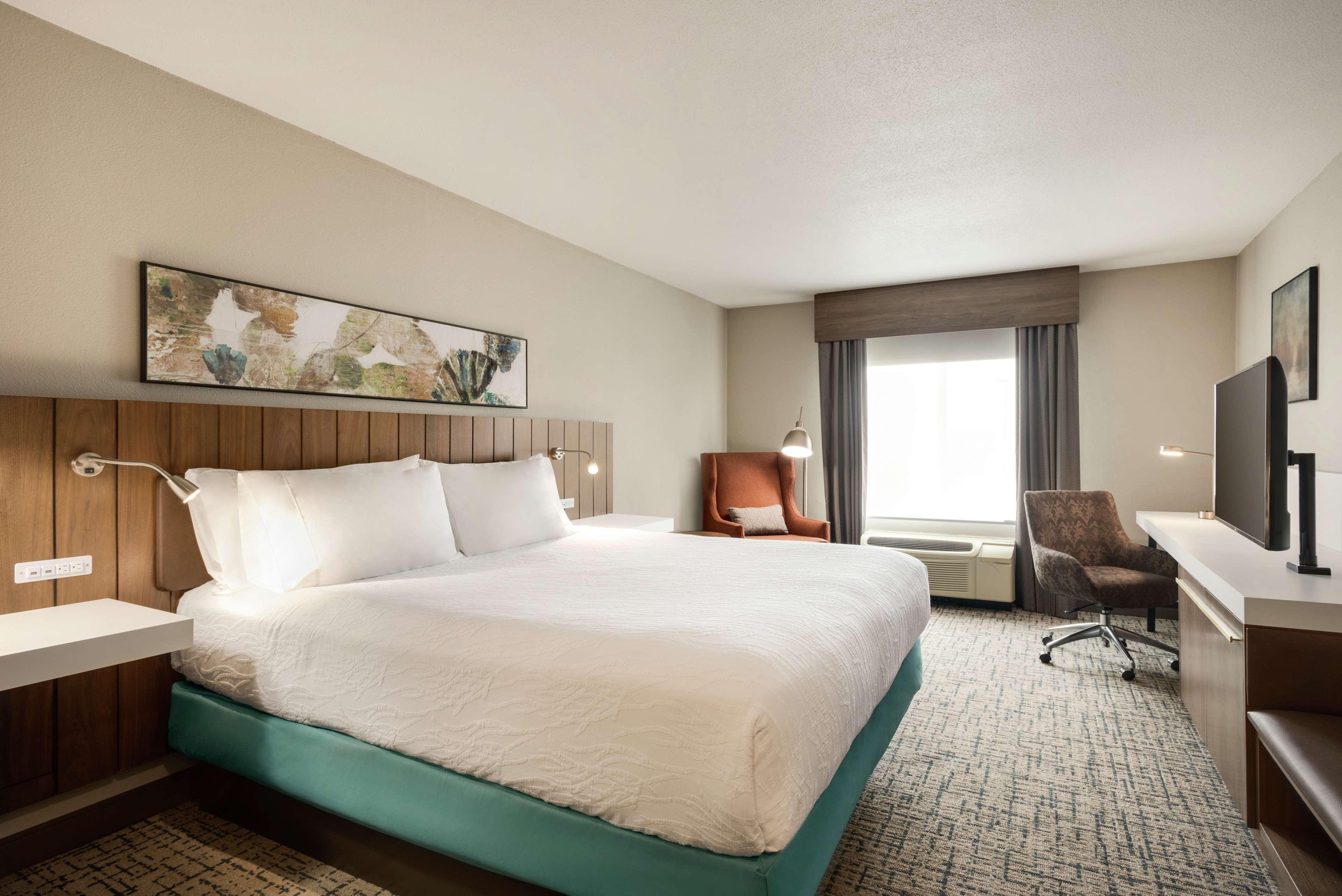 Hilton Garden Inn Dubuque Downtown מראה חיצוני תמונה