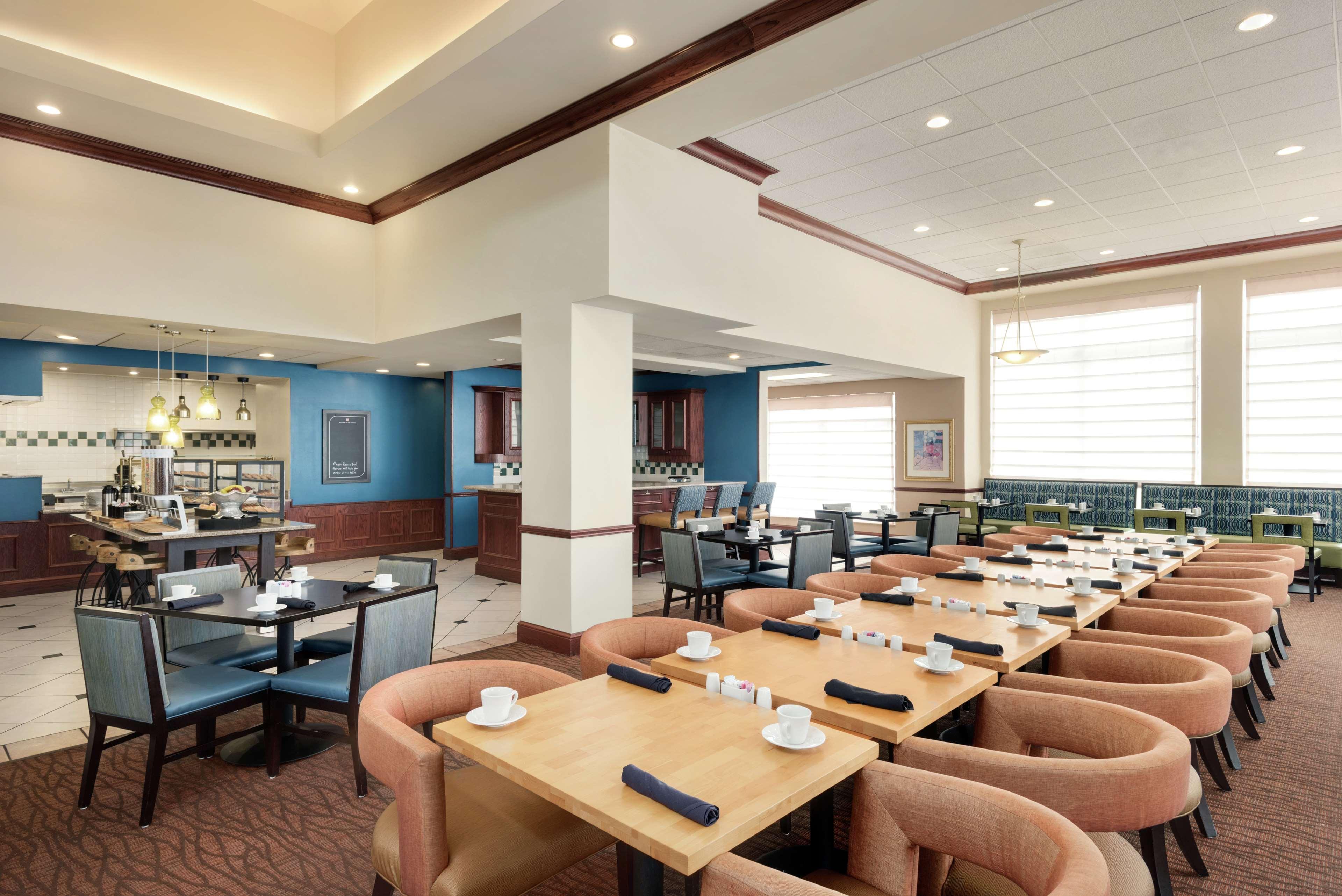 Hilton Garden Inn Dubuque Downtown מראה חיצוני תמונה