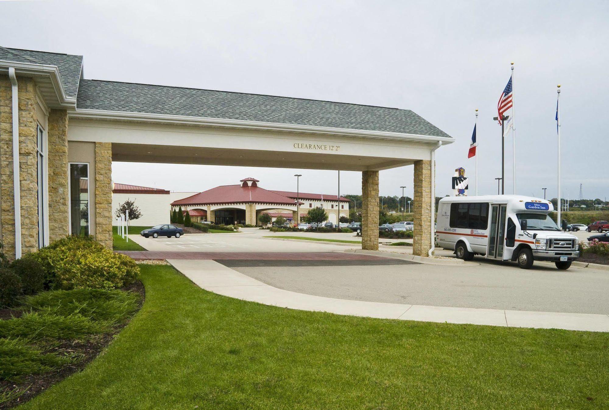 Hilton Garden Inn Dubuque Downtown מראה חיצוני תמונה